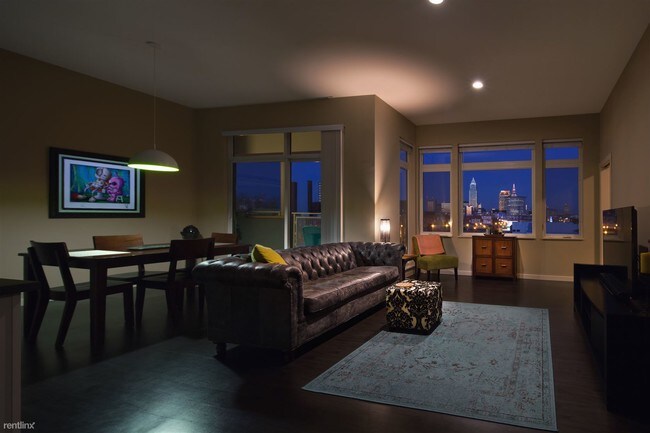 Foto del edificio - 3107 Detroit Ave