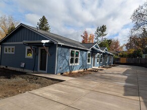 Building Photo - 530 G St