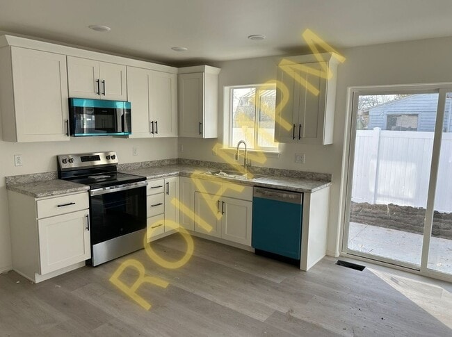 Foto del edificio - Brand-New 4 Bed, 2 Bath Duplex for Rent in Jerome!