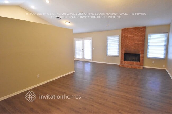 Foto del edificio - 652 E Calle Del Norte