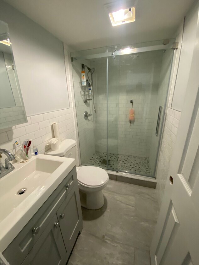 Primary Photo - 279 Clinton Ave