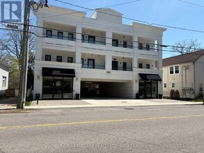 Building Photo - 424 Ridge Rd N