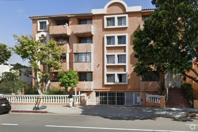 Building Photo - Bravo Venice Apartments