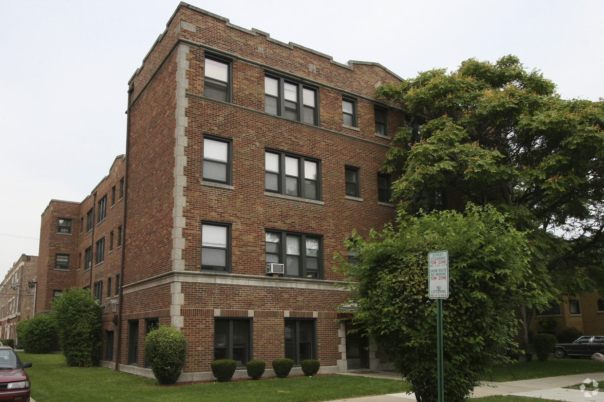 Building Photo - 1850 S 61st Ct