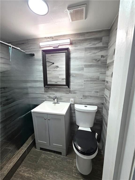 Foto del edificio - 646 E 93rd St