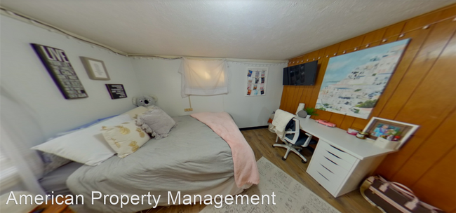 Building Photo - 8 br, 4 bath House - 1201 N 12th