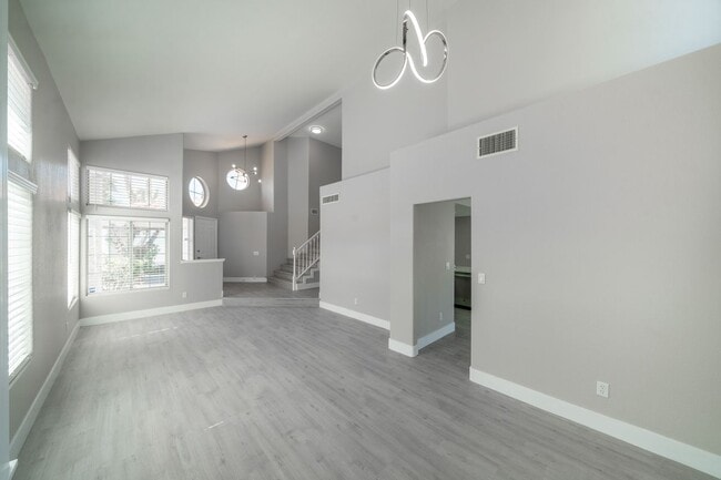 Foto del edificio - 1804 Summit Pointe Dr