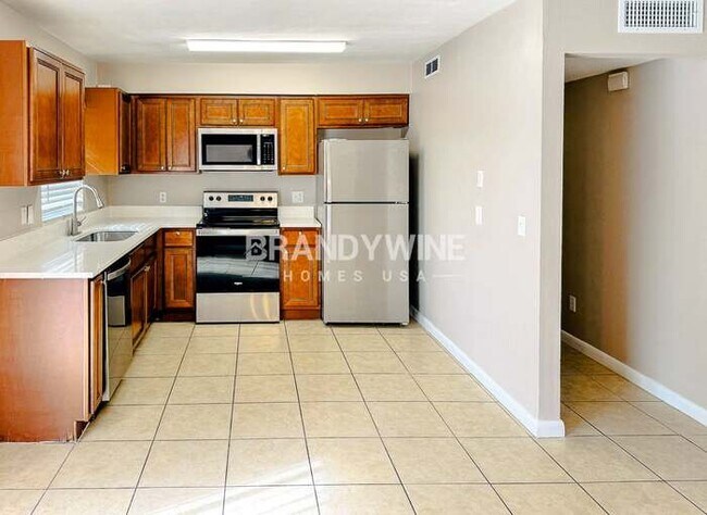 Building Photo - 3202 Needles Dr