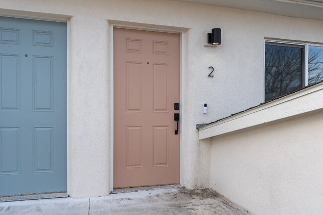 Foto del edificio - 3013 W Lakeside Dr
