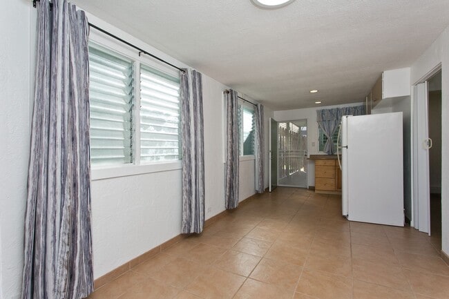 Photo - 436 Hualani St Apartment