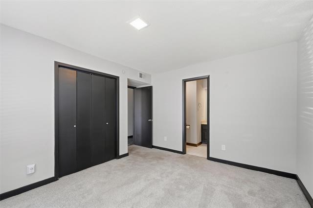 Foto del edificio - 7031 Holly Hill Dr