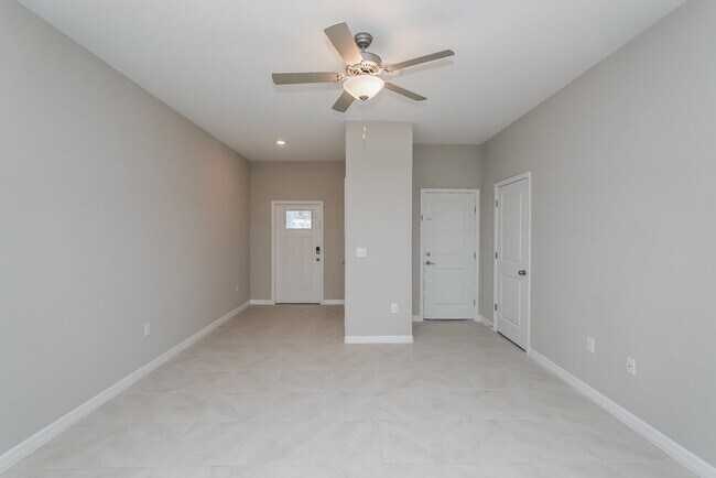 Foto del edificio - 2137 Great Sapphire Ln