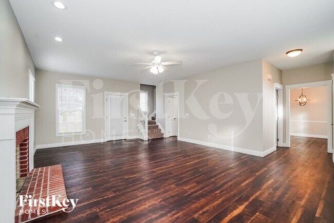 Foto del edificio - 3491 Fairway Commons Dr
