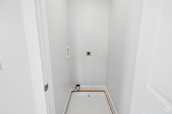 1BR, 1BA - 1,000SF - Laundry - 3 State St