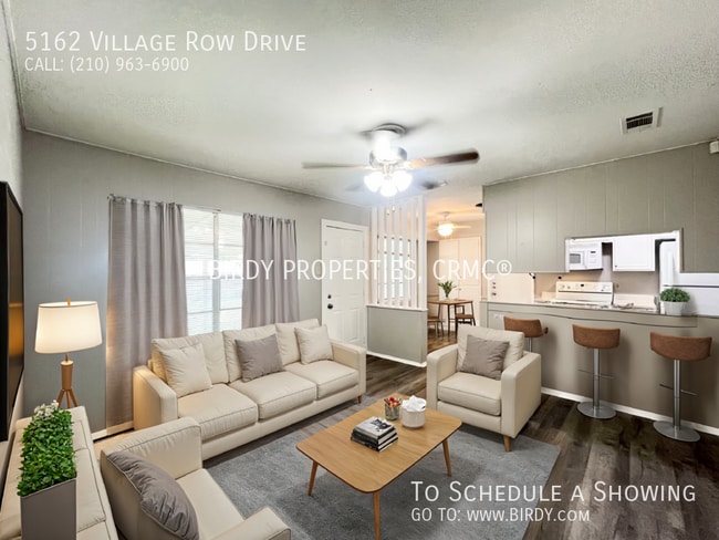 Foto del edificio - "Charming 3-Bed, 2-Bath Home on Village Ro...