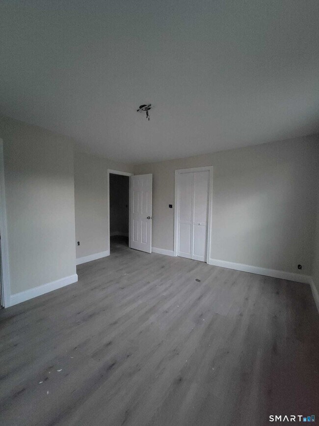 Foto del edificio - 219 Pleasant St