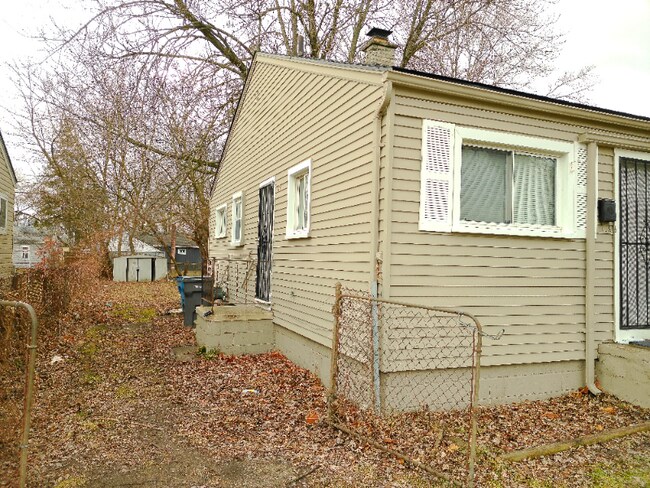 Foto del edificio - 29743 Birchwood St