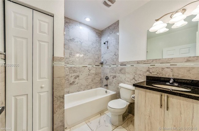 Foto del edificio - 850 SW 14th Ave