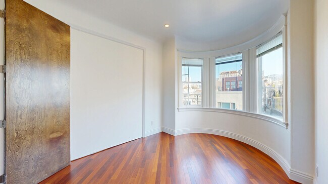 Foto del edificio - 1048 Pacific Ave