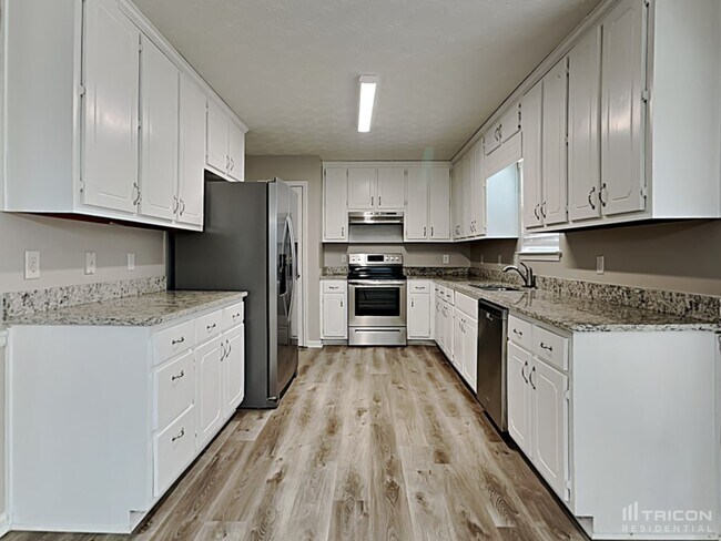 Building Photo - 15 Riverbrooke Trail