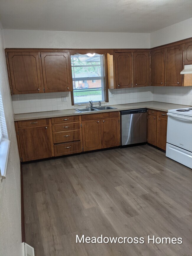 Foto del edificio - 2906 N River Ter