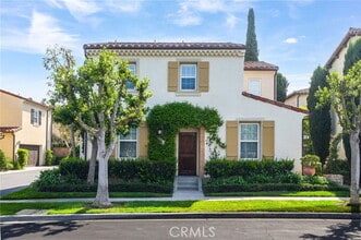 Building Photo - 46 Arborside