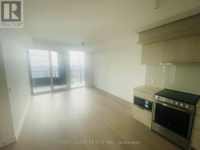 Photo du bâtiment - 448 Burnhamthorpe Rd W