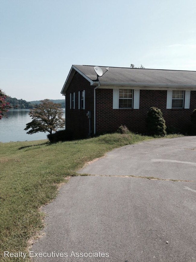 Building Photo - 3 br, 3 bath House - 4080 Brooksview Road