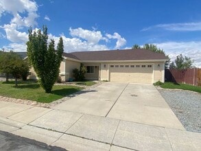 Building Photo - 9871 Crystalline Dr
