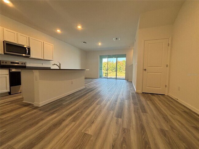 Foto del edificio - 17481 Spanish Oak Lp