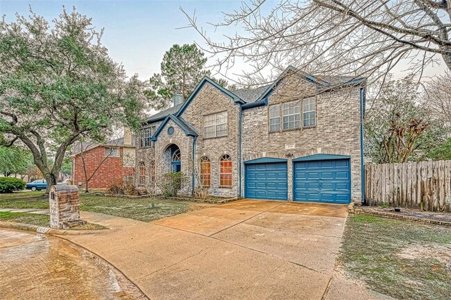 Building Photo - 5815 Henniker Dr