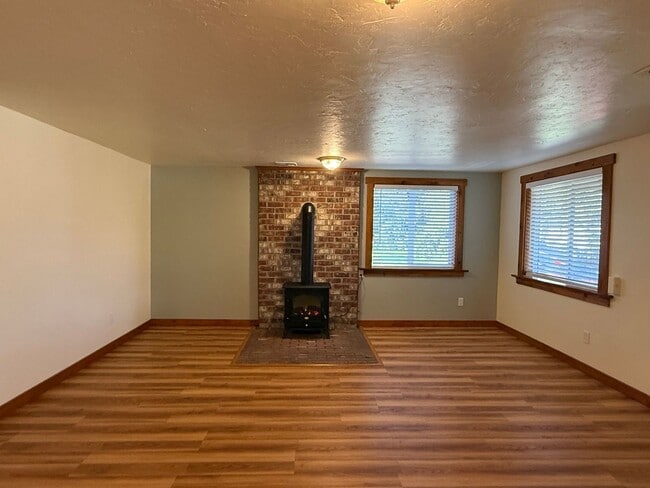 Foto del edificio - Cute Ashland Cottage | Two bedroom, two bath home | Available Now