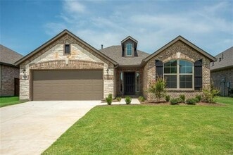 Building Photo - 1829 Meadow Trail Ln