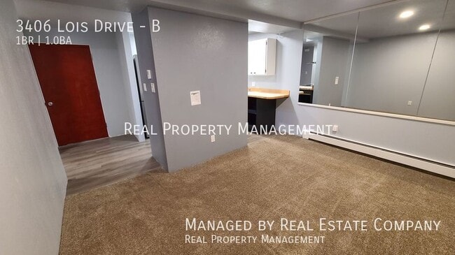 Building Photo - 3406 Lois Dr