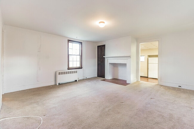 Building Photo - 51 Albemarle Rd