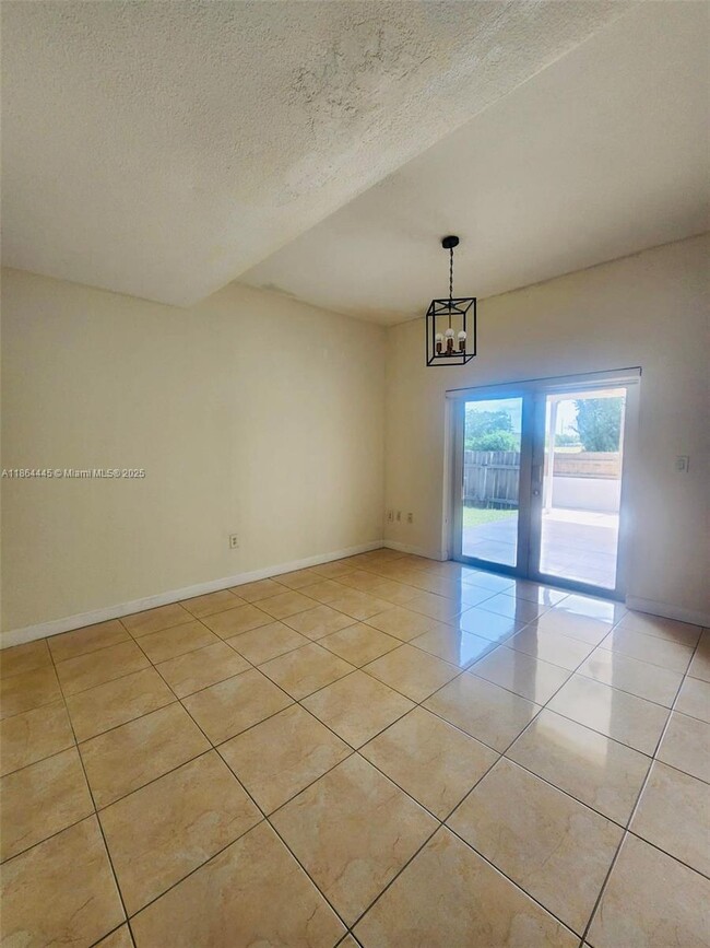 Foto del edificio - 18201 SW 108th Pl