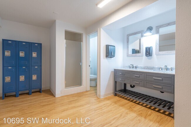 Building Photo - 10695 SW Murdock St