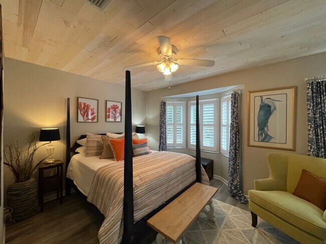 Foto del edificio - 1493 Wood Ave
