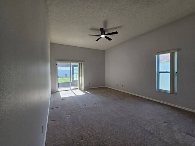 Building Photo - 6506 Canterlea Dr
