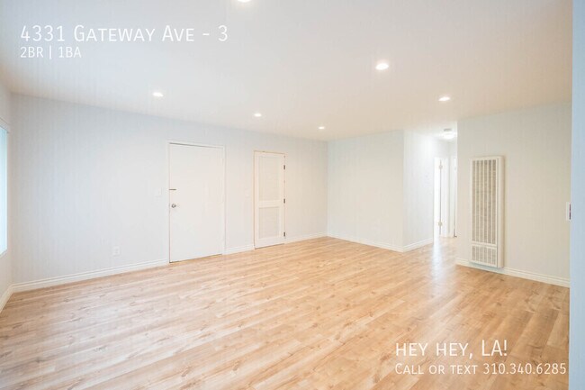 Foto del edificio - 4331 Gateway Ave