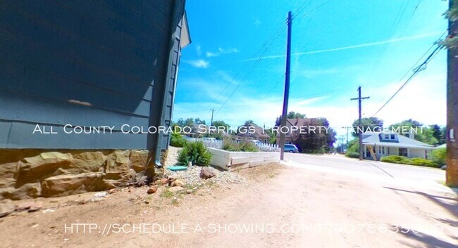 Building Photo - 318 E Cache La Poudre St