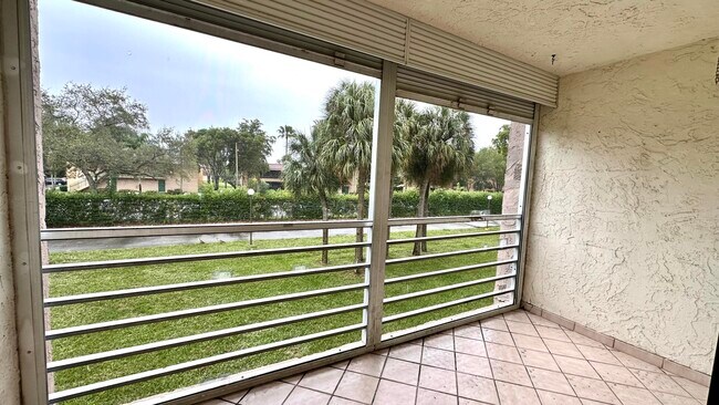 Foto del edificio - 1830 SW 81st Ave