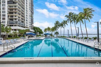 Building Photo - 2333 Brickell Ave