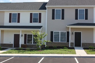 Building Photo - 1033 Wellington Dr