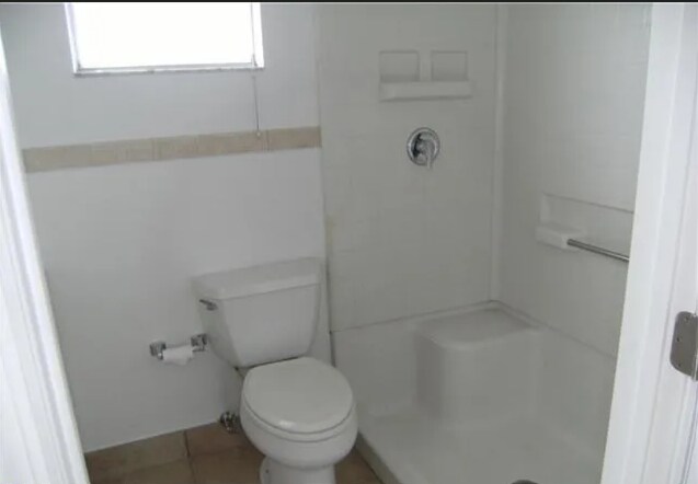 Building Photo - 7805 NW 66th Ter
