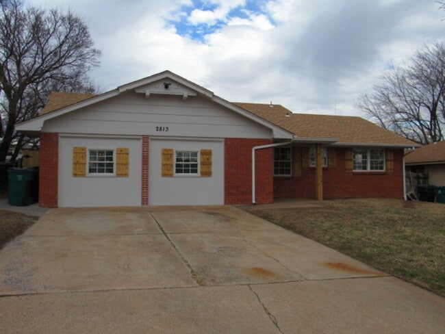 Photo - 2813 Southeast 46th Street House