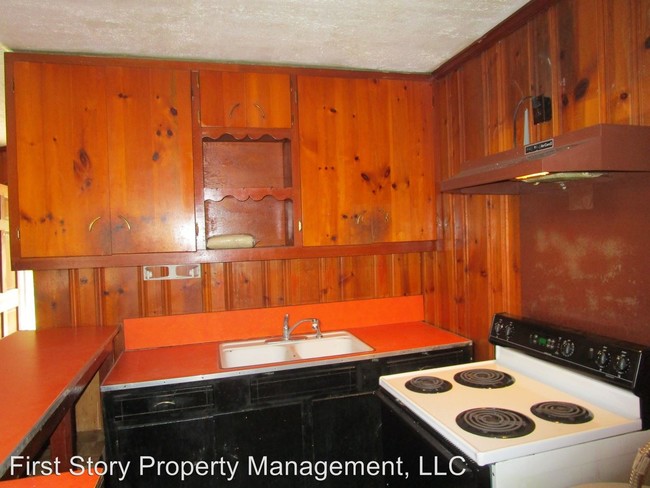 Building Photo - 1401 S Bronough St