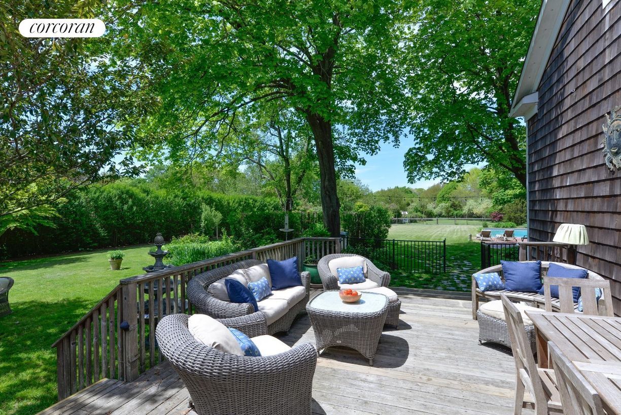 Foto principal - 2214 Montauk Hwy