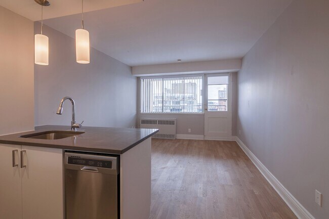 Photo du bâtiment - 3460 Rue Durocher