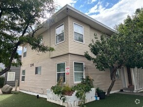 Building Photo - 590 Denslowe Dr